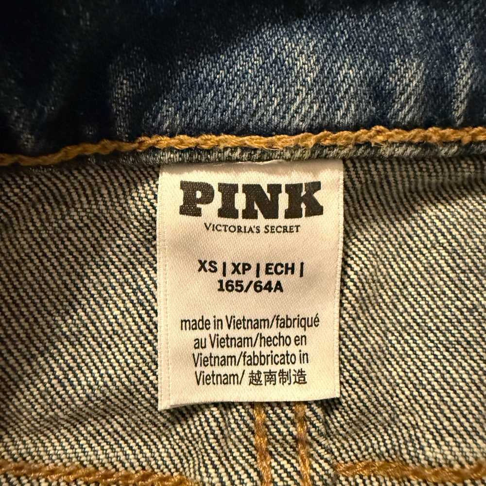 Denim by PINK Victorias Secret Mini Skirt Medium Wash Embroidery Size XS NEW - Picture 6 of 8